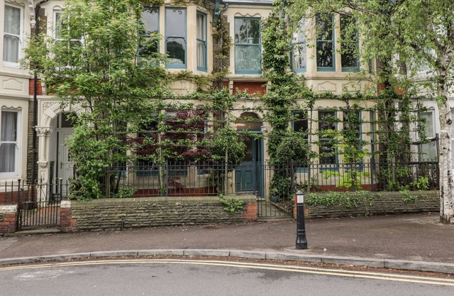 39 Tydfil Place, CARDIFF