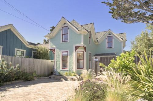 3943 Rad Beach House home