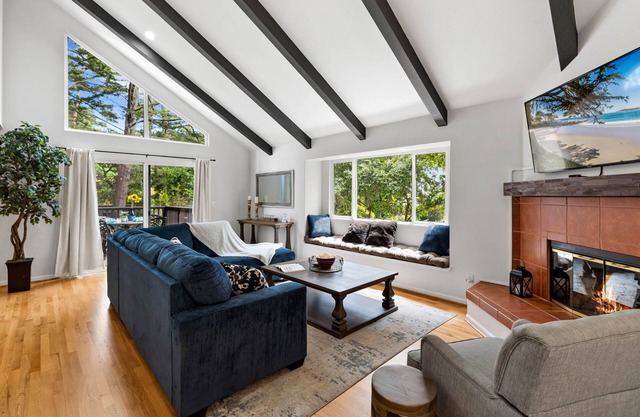 3974 Carmel Unwind - Lovely Updated Home in Carmel