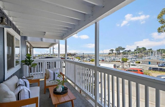 3980 Harbor Bell - Stunning Condo with Harbor View