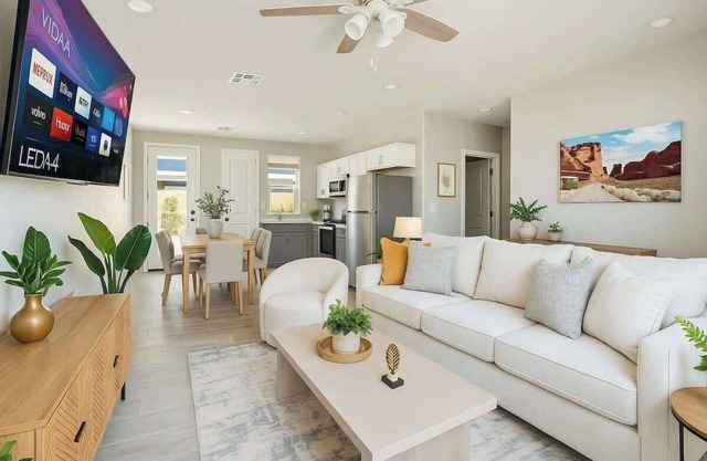 Stylish 2BR+3Bd+70"SmartTV+2BR+2Bath