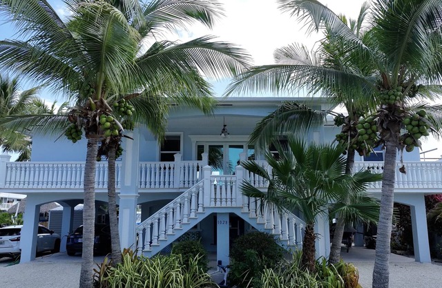 Schöne Kanalfront Key Largo nach Hause Sekunden von 3059848912 entfernt