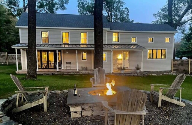 3BD Samsonville USA: Kerhonkson Modern Farmhouse