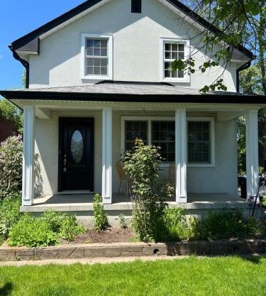3BDRM Home minutes to Port Credit & Waterfront trails in Mississauga