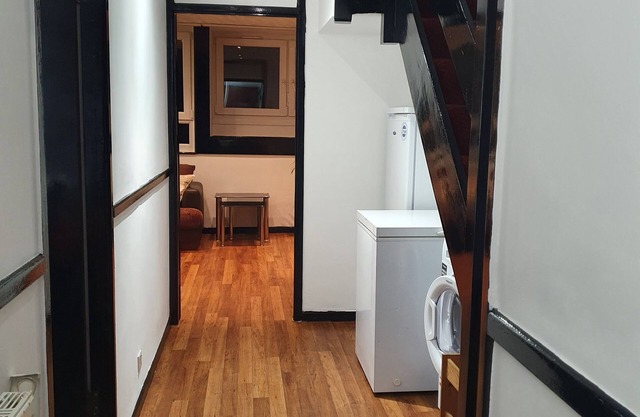 3Beds Family Friendly in London with good transport links. Close to Victoria