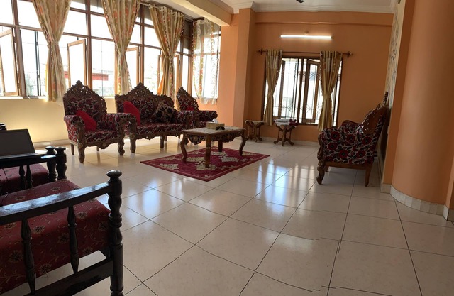 Luxuriöse 3BHK-Wohnung in Banjara Hills, Straße Nr. 13