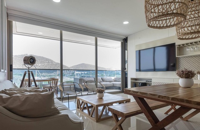 3BR Ocean View Apartment Pozos Colorado