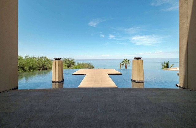 3BR Ocean View & Terrace at Vistamar