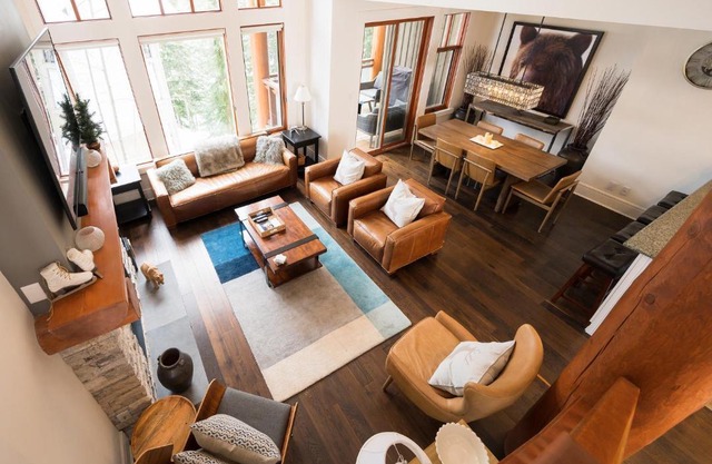 3BR, Taluswood Heights, Luxury, Private Hot Tub, Ski-in Ski-Out, by Harmony Whistler