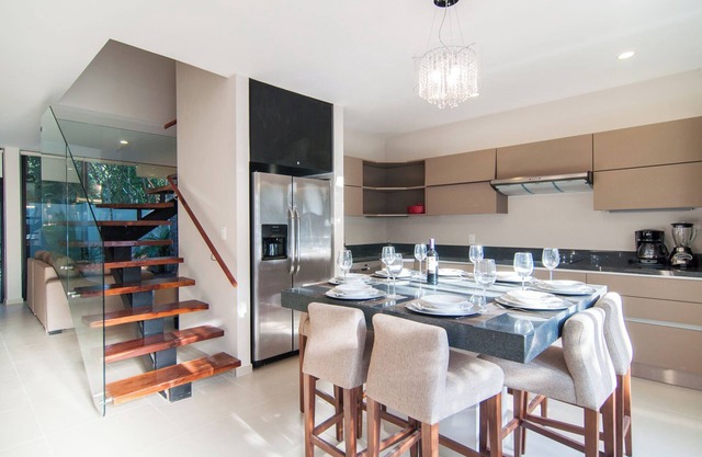 3BR Villa in Aldea Zama. Gated community 2 Pools -Central near beach & town
