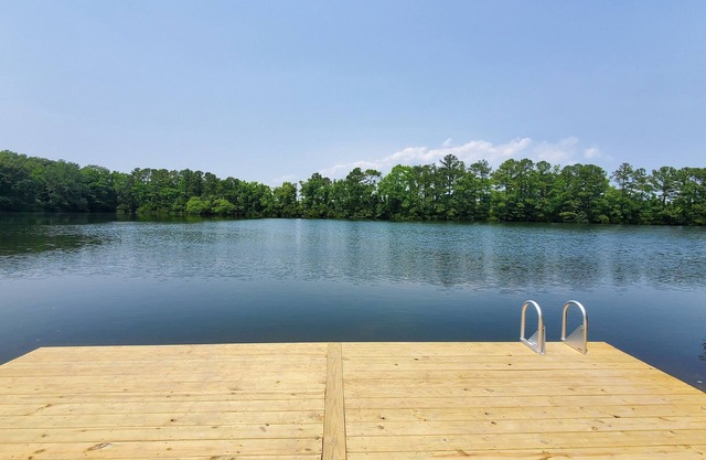 3D Theater plus Dock on Small Lake