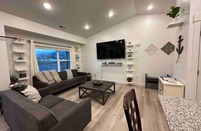 3rd floor condo in Providence