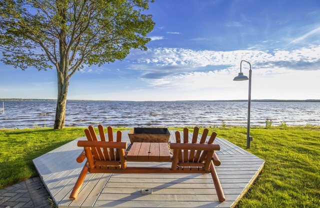 4,000 Sq Ft Lakeside Retreat with Stunning Views of Lake Michigan