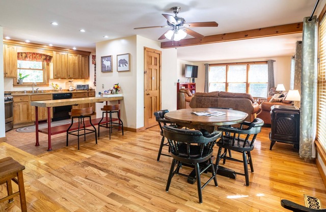 4 bed 3bath Whole House @ Lake Willoughby Vermont