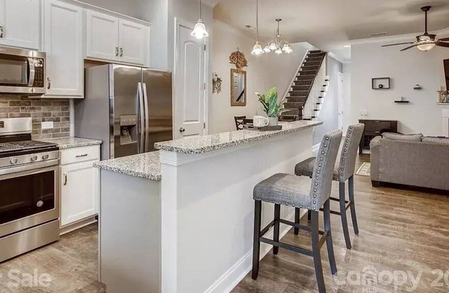 4 bedroom 2.5 bathroom Spacious Townhome close to NC/SC ATTRACTIONS
