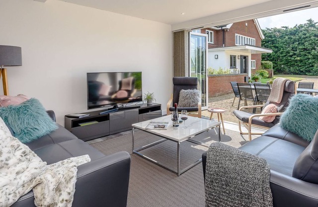 4 bedroom accommodation in Wicklewood, near Wymondham