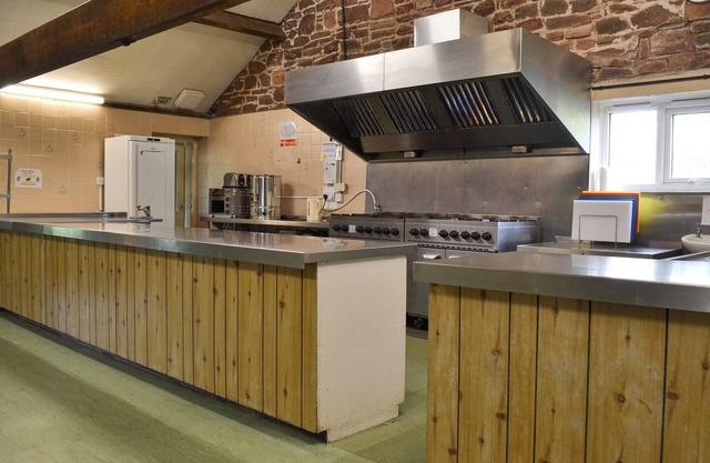 4 bedroom accommodation in Waverton