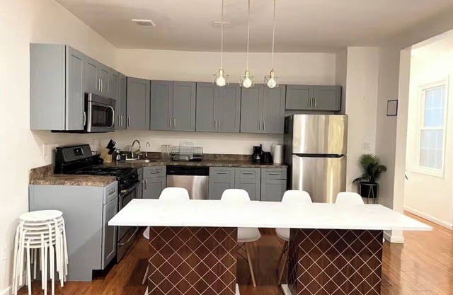 4-bedroom apartment