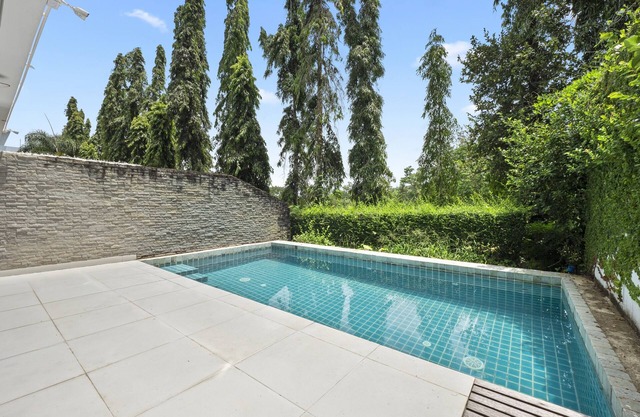 5 Schlafzimmer / Bad für 14 Gäste, privater Pool. 7 km nach Patong