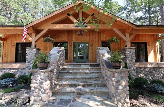 4 Bedroom Cabin Retreat