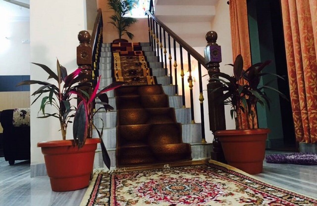 4 Schlafzimmer zentral gelegenes geräumiges Haus in Banjara Hills Straße Nummer 3