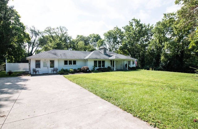 4 Bedroom-Classic Ranch Home Perfect for Families