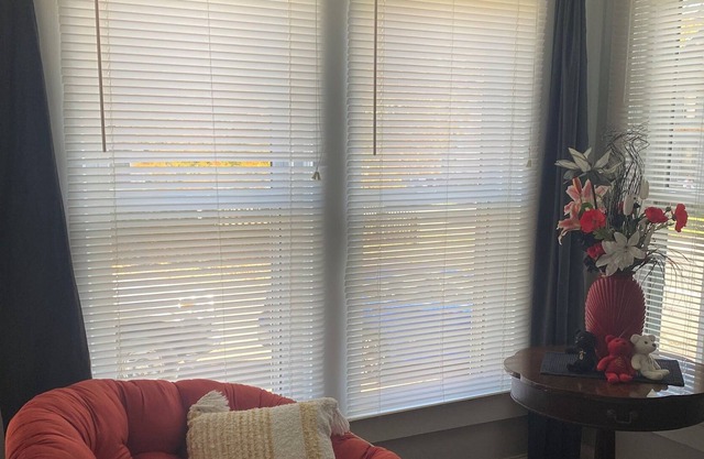 4 Bedroom Colonial in East Rochester