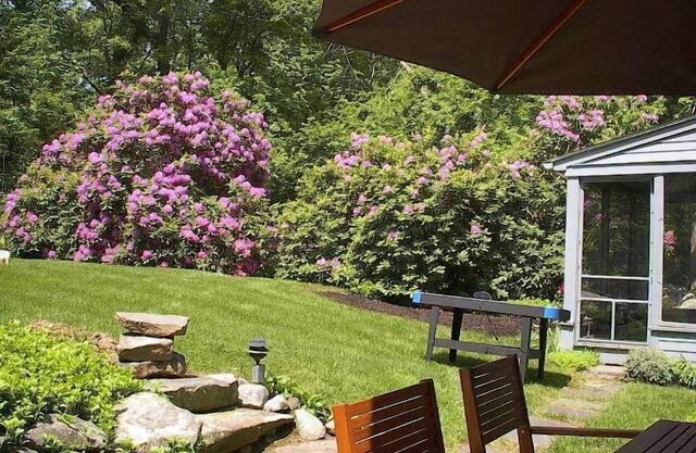 4 Schlafzimmer Colonial w / In Ground Pool South Madison CT: 74 Hull Rd