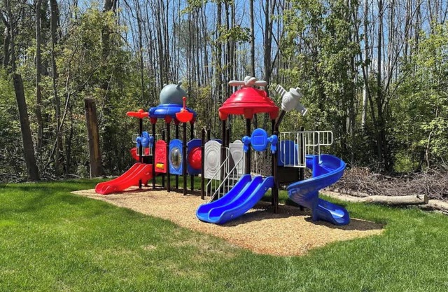 4 Bedroom Cottage #1: Innisfil Resort