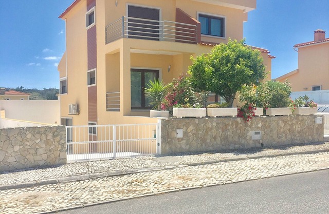 4 Schlafzimmer Villa mit privatem beheizten Pool und WLAN in Dorflage