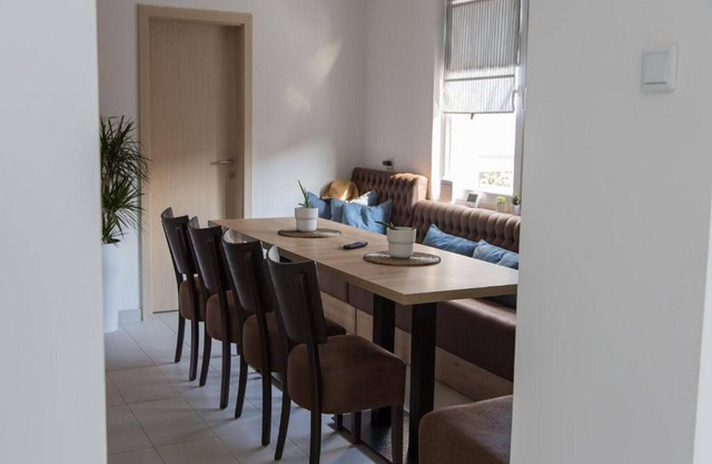 Ferienhaus mit 4 Schlafzimmern und Pool