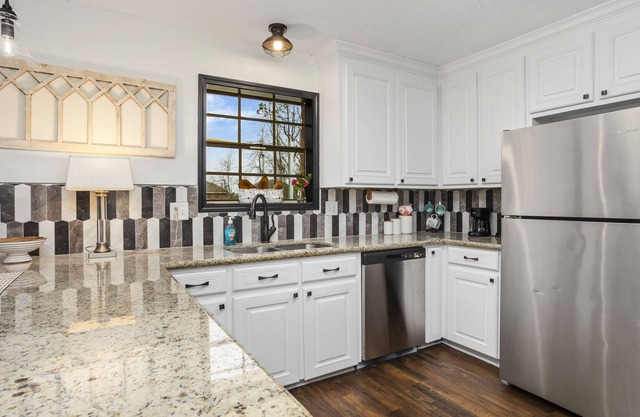 4 Bedroom Home in Moss Bluff, La