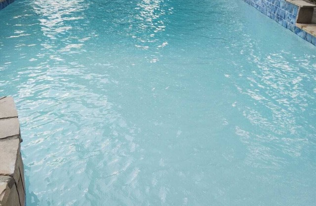 4-bedroom house in welcoming Irving with AC, WiFi. Enjoy your stay