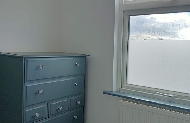 4 bedroom house in Leeds