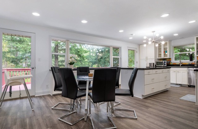 4-bedroom house with MIL suite