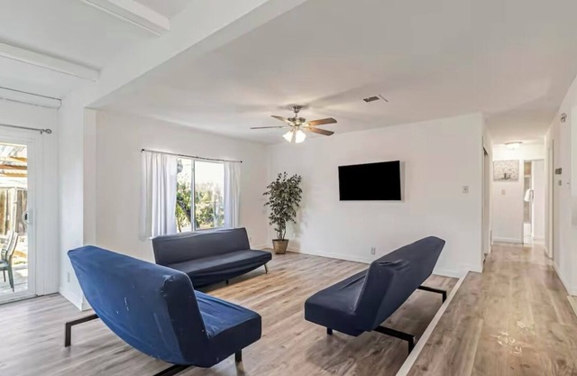 4-bedroom house with WiFi in North San Jose, fully furnished.