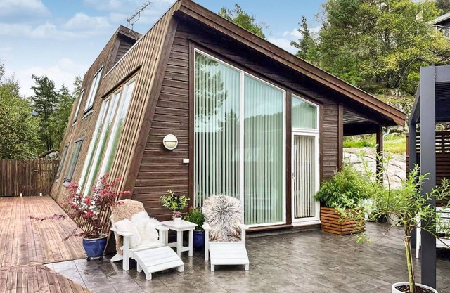 Schönes Haus in Hebnes mit Küche
