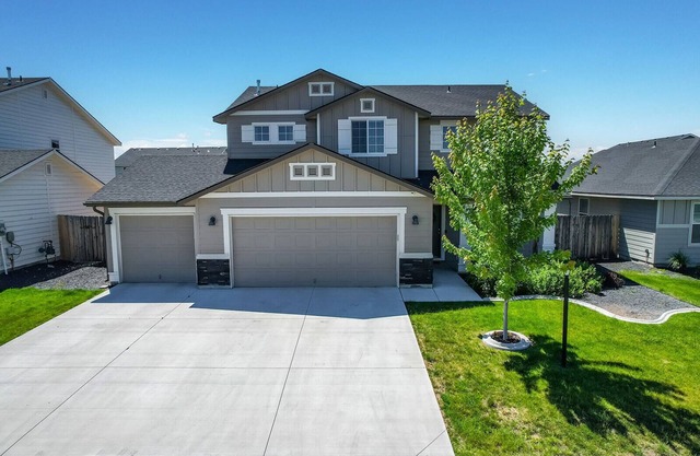 4 bedroom Nampa 83687, Extended Stays, Crews, Family