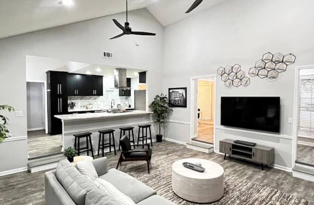4 Bedroom Retreat — Close to Ft Moore: Modern, Cozy, and Mins to Everything!