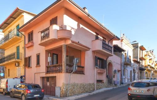 4 Bedroom Stunning Home In Trappeto