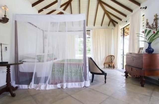4 Schlafzimmer Atemberaubende Villa mit privatem Pool