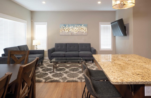 4 bedroom Townhouse Stonebridge