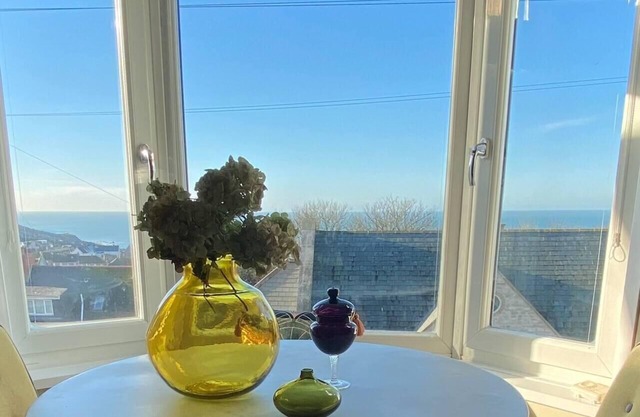 4 Bedroom Victorian Townhouse with Sea Views