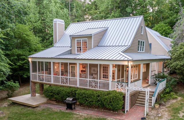 4+ Bedrooms (Optional 2 BR Addition for 6+ Bedrooms!)