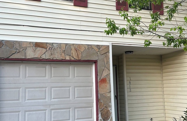 4 Beds, King Included house with AC, WiFi in awesome Atlanta near airport!!!