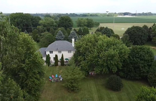 4 BR, 5 Hektar Grundstück, Luxusvilla. Der perfekte Ort zum Entspannen.