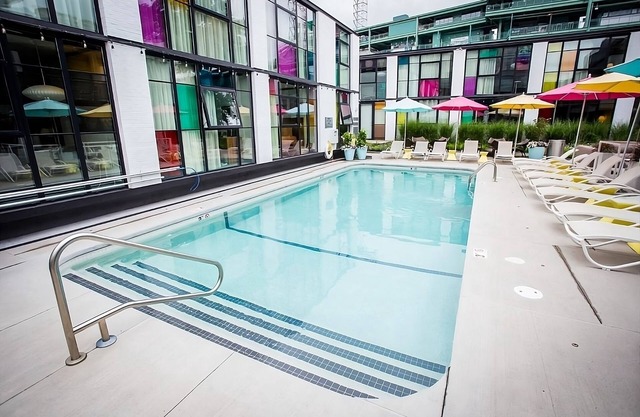 4 Family-friendly Units Close to Franklin Park Zoo! Valet Parking, Pets Alowed!