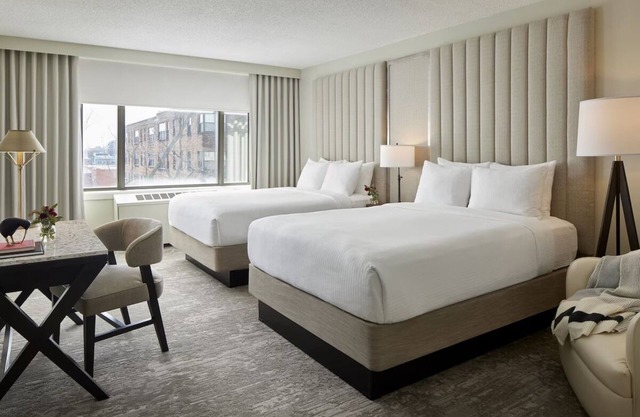 4 Group Friendly Units w/ Kitchenettes | Steps to Historical Landmarks!