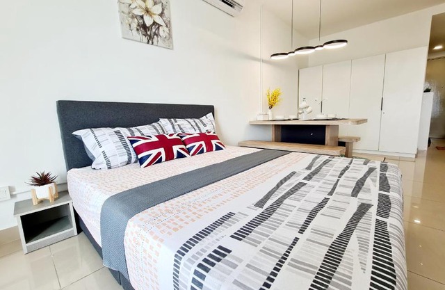 4 Guest Studio Subang Jaya SS15 Courtyard First Subang LRT SS15 Subang Jaya Medical Center Subang Parade Nu Empire Subang Inti College Taylors College