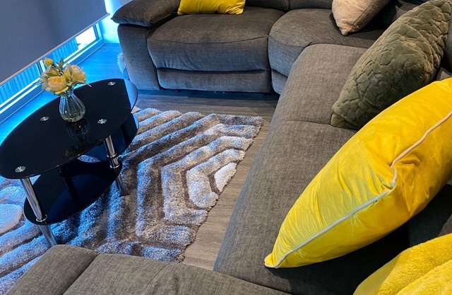 4 Guests - PetOK - Parking - 35min Central London